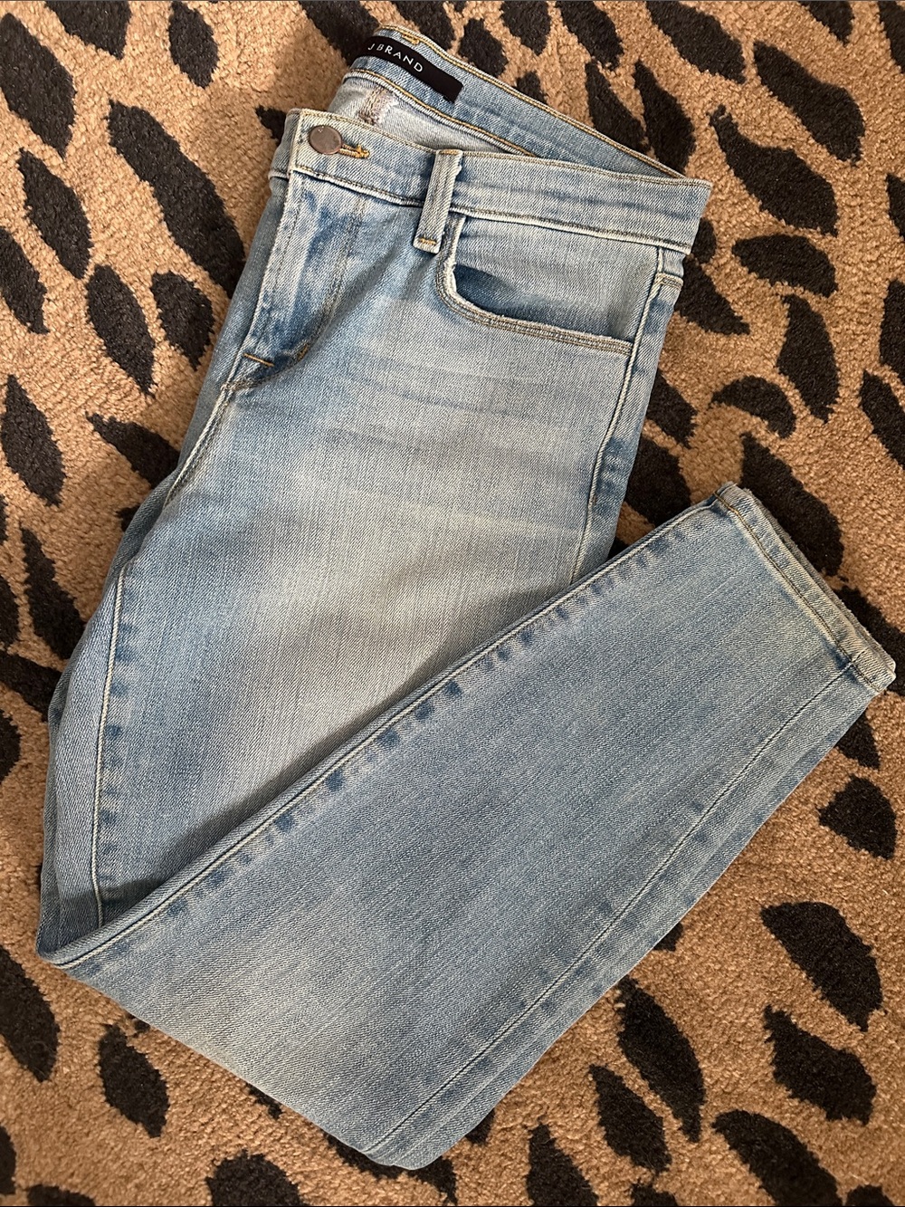 Y2K J Brand Beach Capri  Light Blue Skinny Jeans • Size 28 • EUC • Super Soft